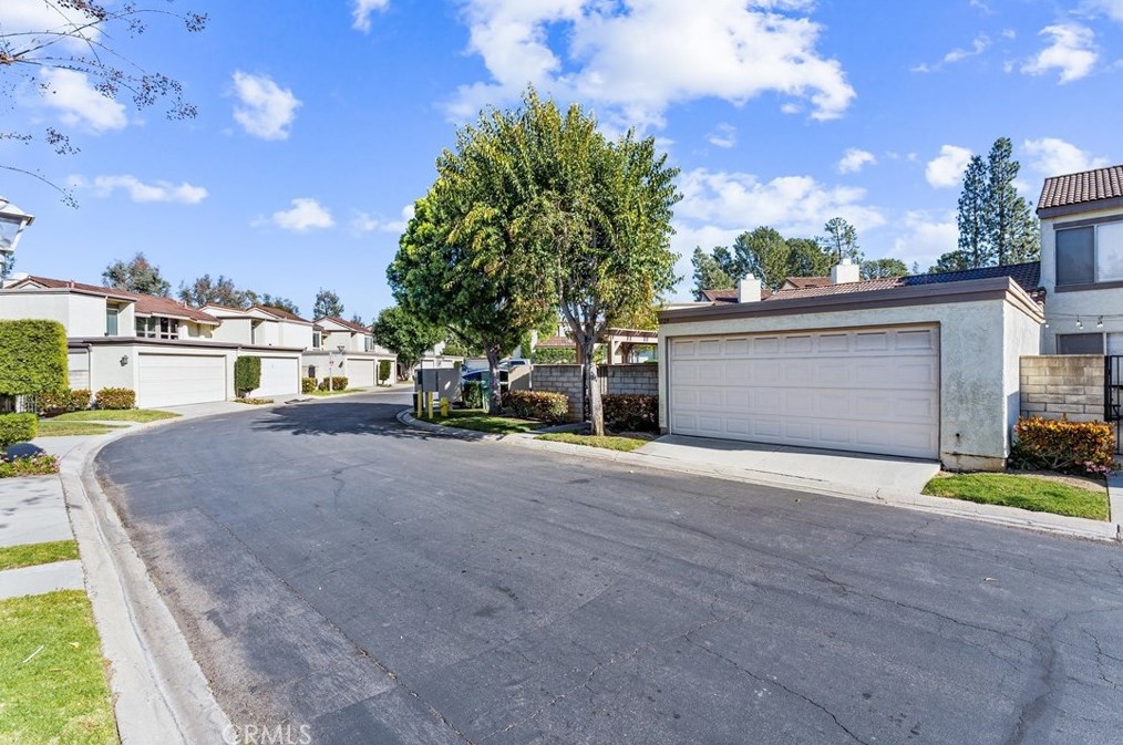 5529 E Vista Del Rio, Anaheim, CA 92807