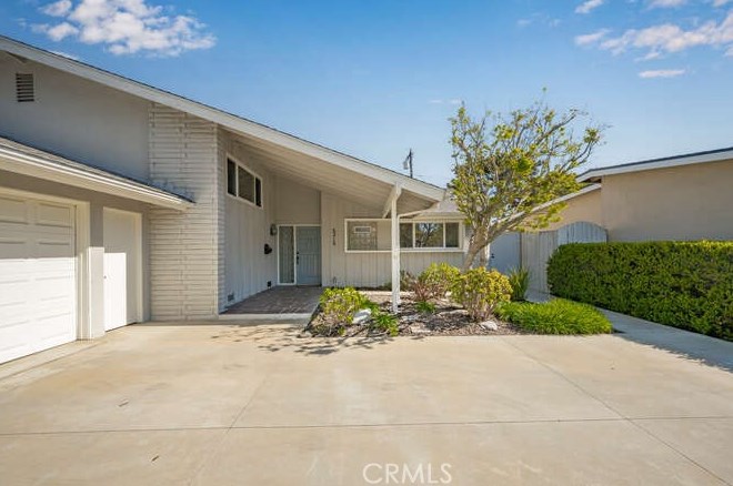 6218 Monita St, Long Beach, CA 90803-2124