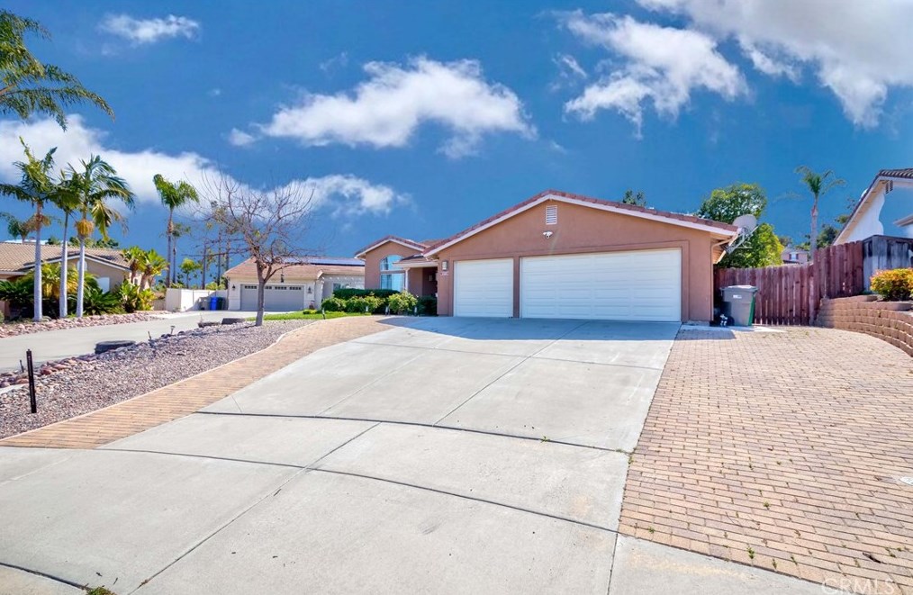 1552 Saran Ct, Oceanside, CA 92056
