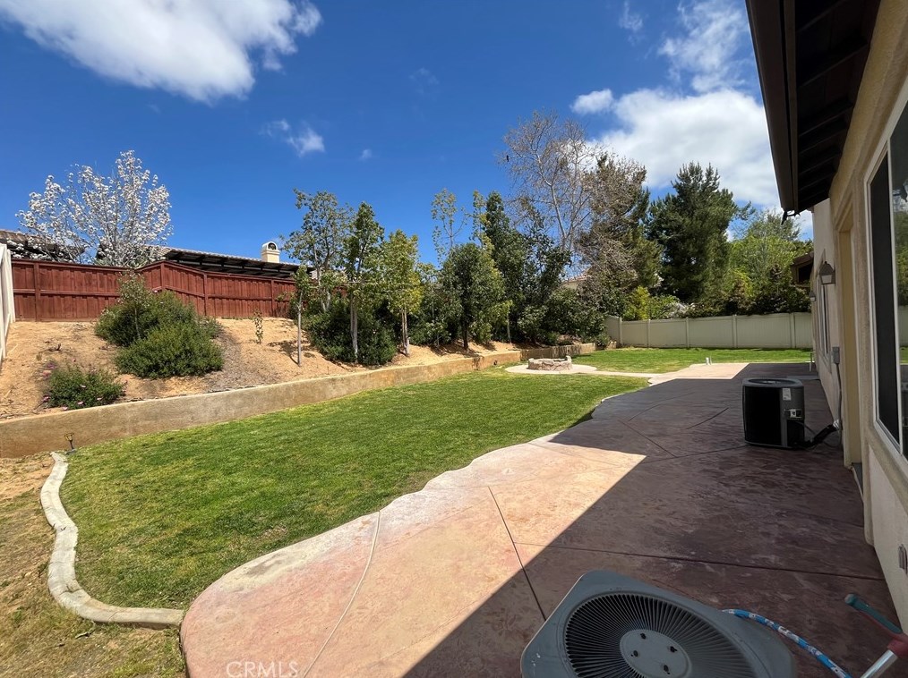 11537 Stoney Brook Ct, Beaumont, CA 92223