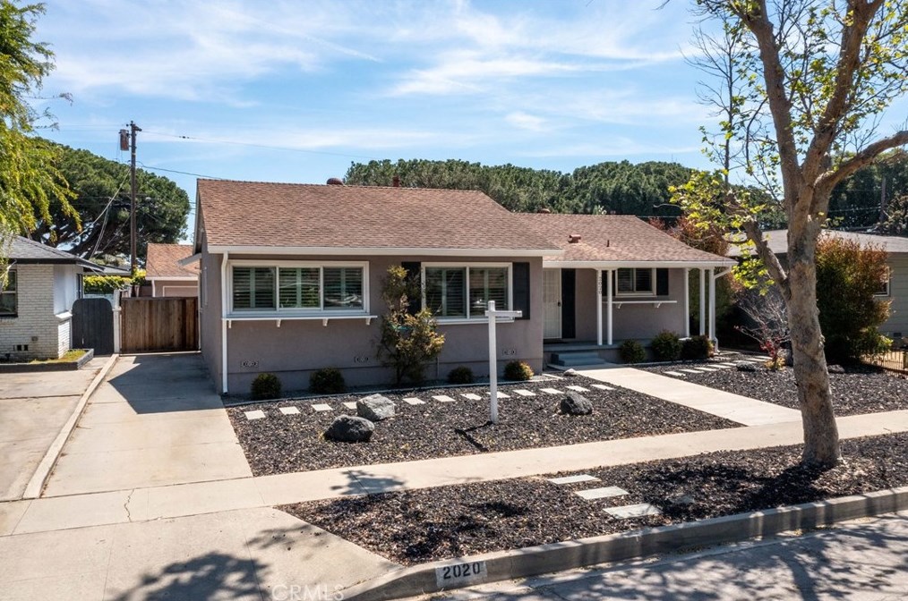 2020 Studebaker Rd, Long Beach, CA 90815-3539
