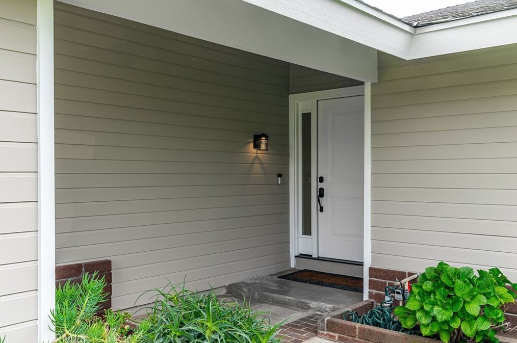 1902 Eucalyptus Ln, Brea, CA 92821-5909