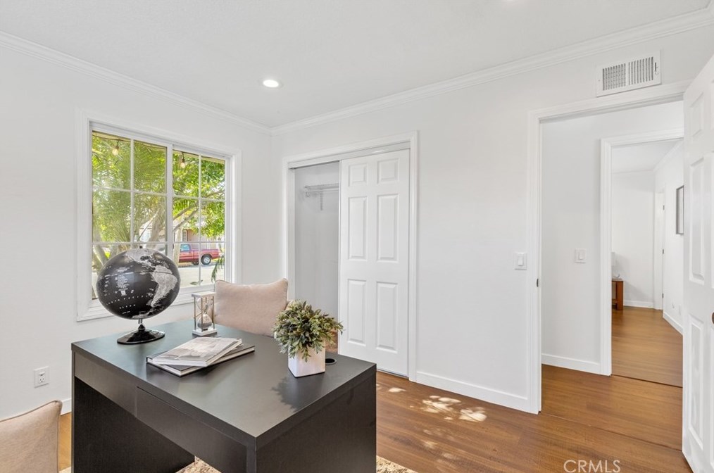 16396 Sandalwood St, Santa Ana CA  92708-1941 exterior