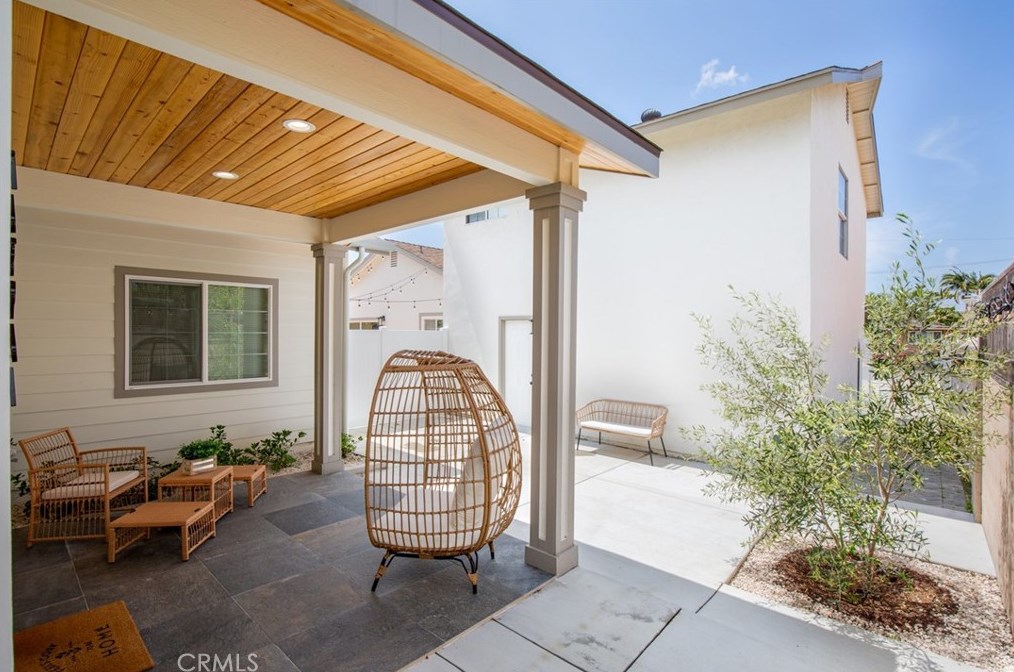 16396 Sandalwood St, Santa Ana CA  92708-1941 exterior