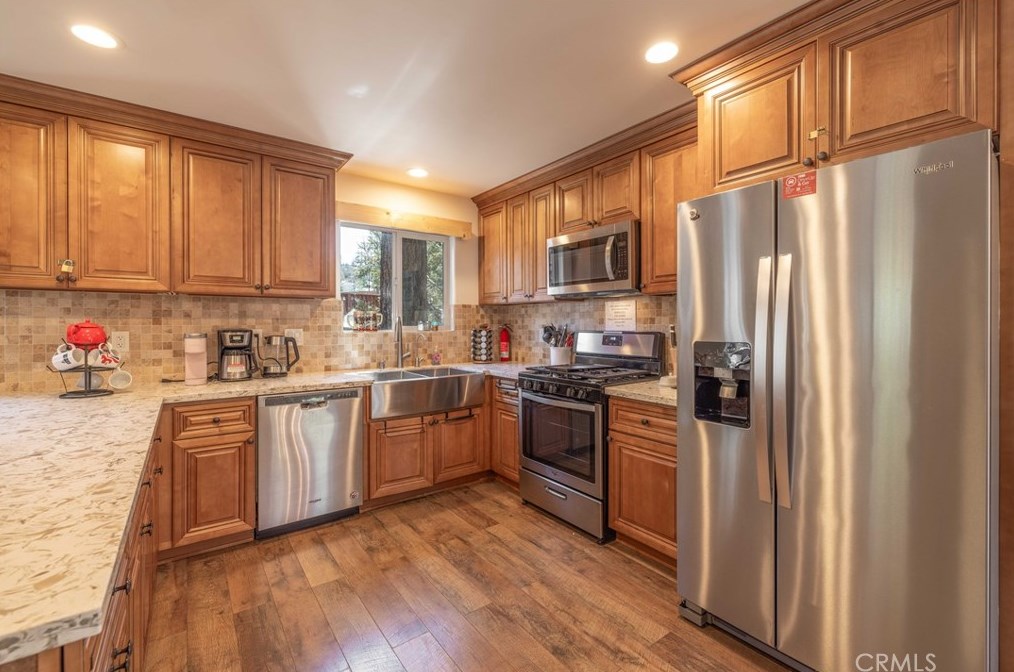 435 Ashwood Dr, Big Bear City CA  92314-8860 exterior