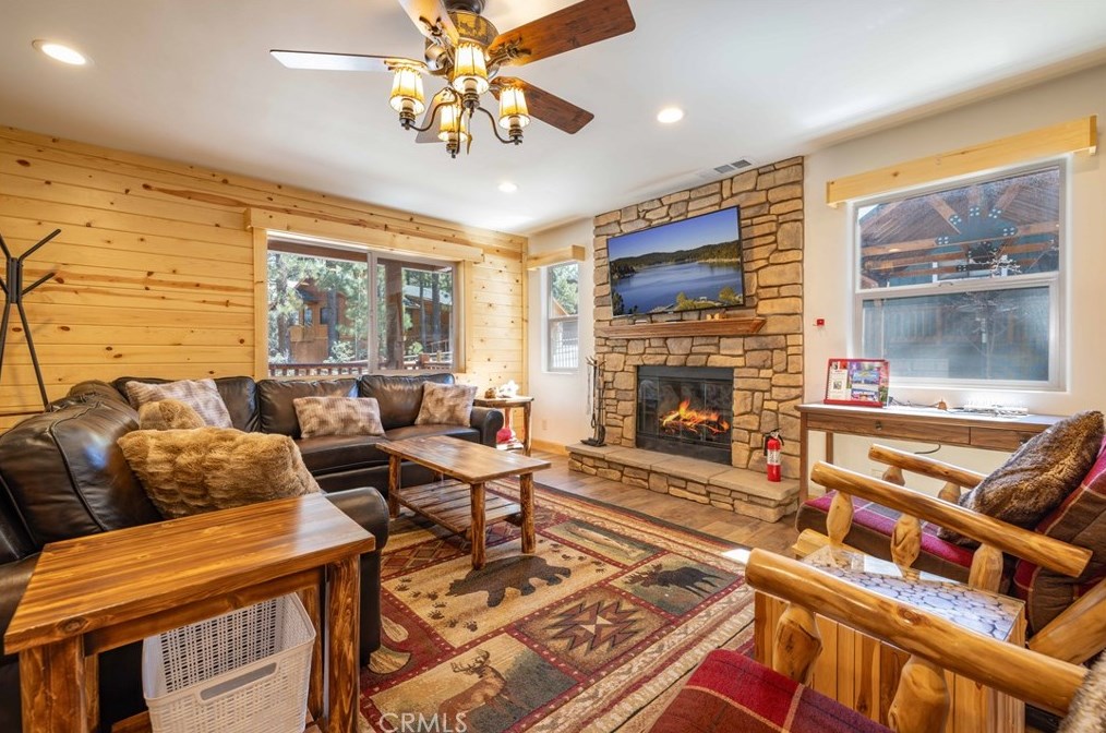 435 Ashwood Dr, Big Bear City CA  92314-8860 exterior