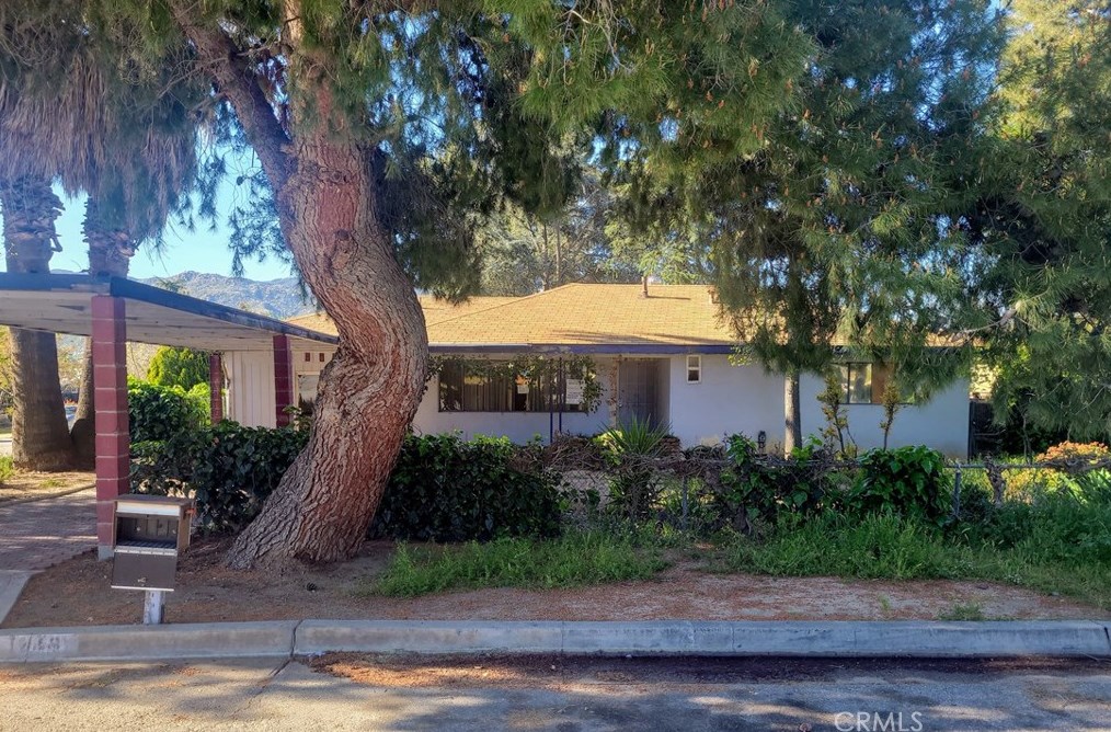 1418 Jacinto View Rd, Banning, CA 92220-4301