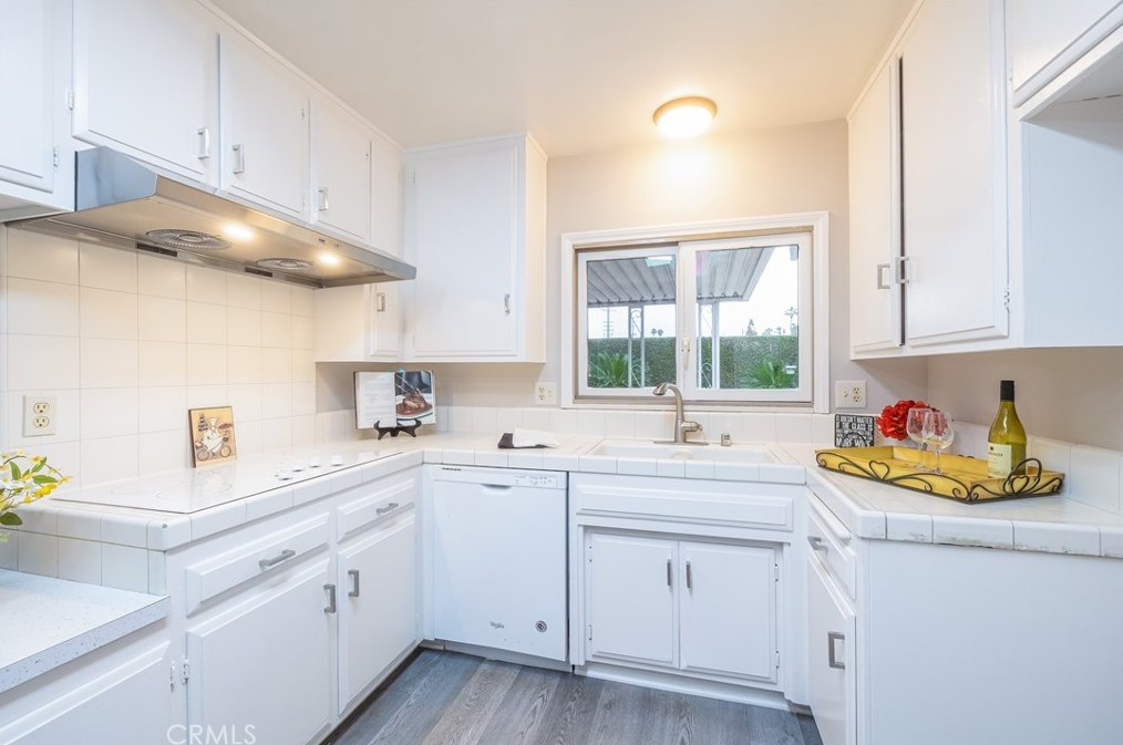 1509 Laster Ave, Anaheim CA  92802-2712 exterior