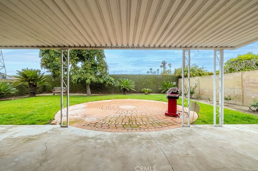 1509 Laster Ave, Anaheim CA  92802-2712 exterior