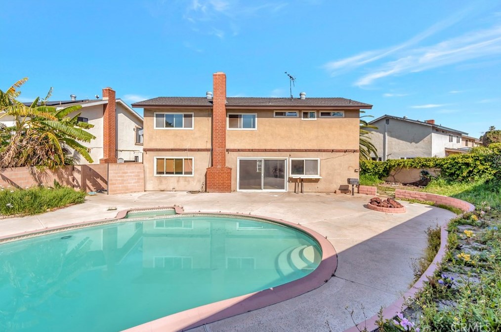 1350 Ashington Ln, Anaheim, CA 92804-5428