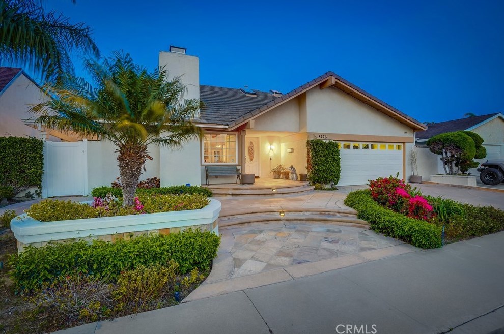 18776 Deodar St, Santa Ana, CA 92708-7221