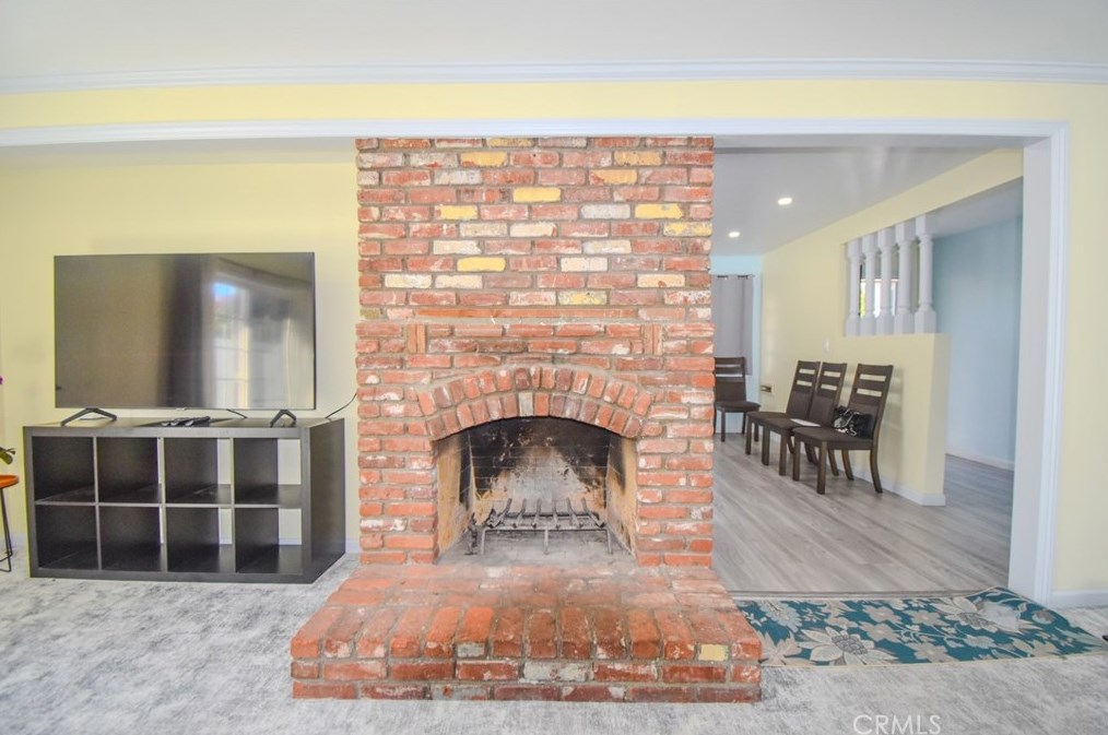 238 Agate St, Anaheim CA  92804-2504 exterior