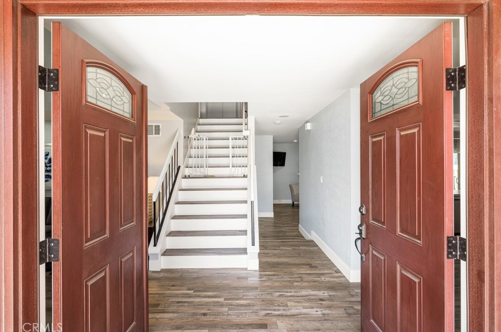 7400 Woodsboro Ave, Anaheim CA  92807-2428 exterior