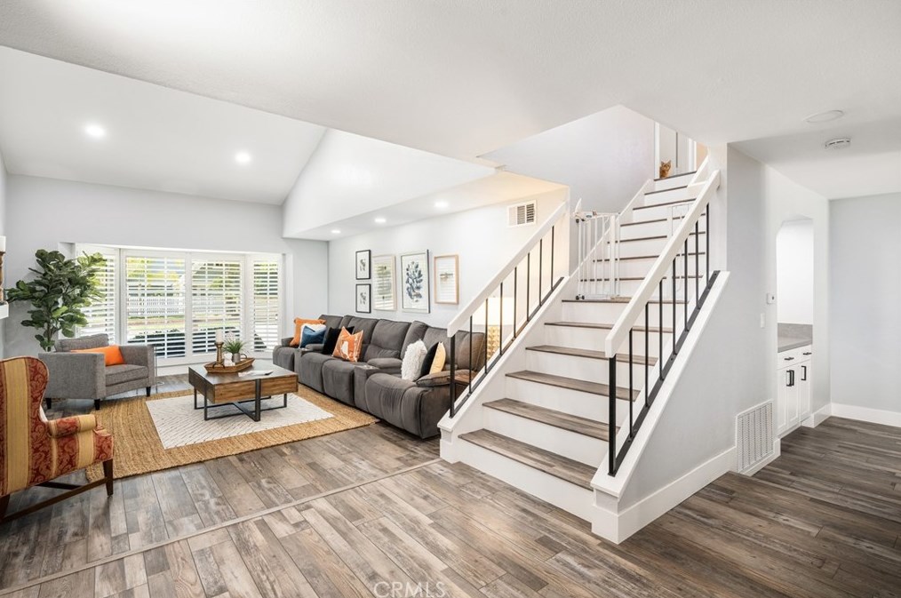 7400 Woodsboro Ave, Anaheim CA  92807-2428 exterior