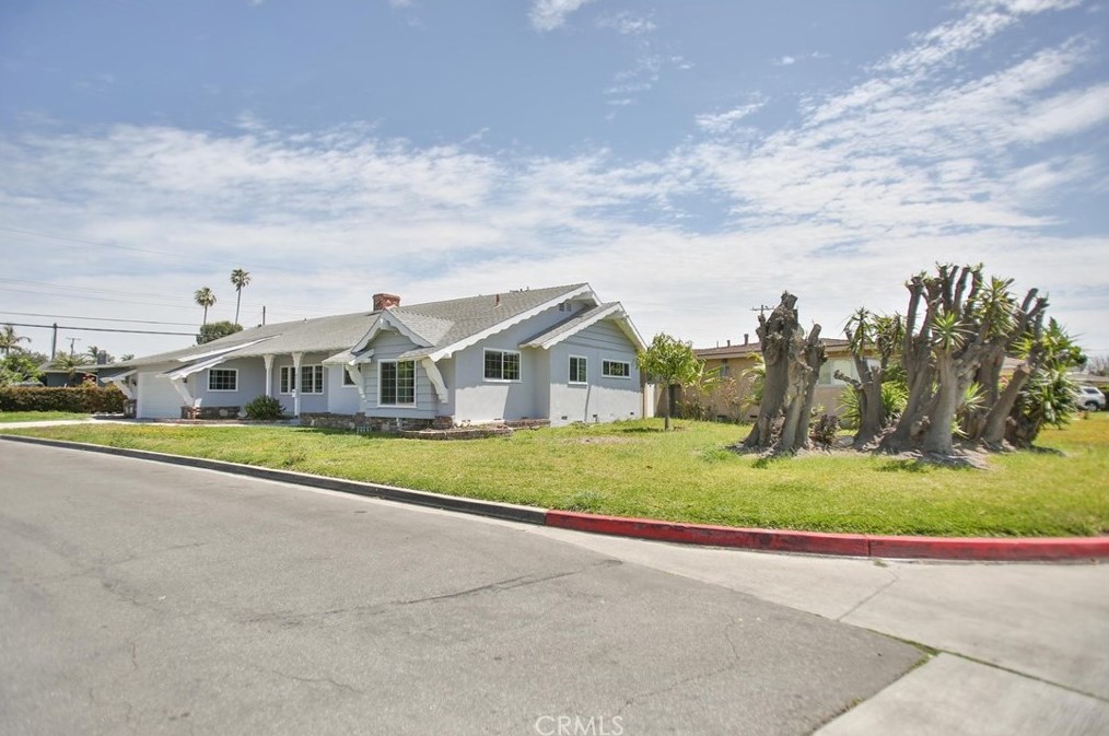 9732 Gamble Ave, Garden Grove, CA 92841-1322