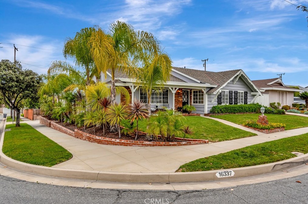 16337 Summershade Dr, La Mirada, CA 90638