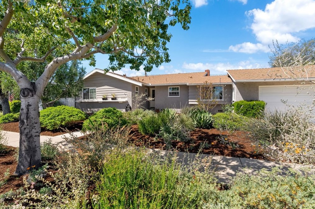 2225 E Grove Ave, Orange, CA 92867