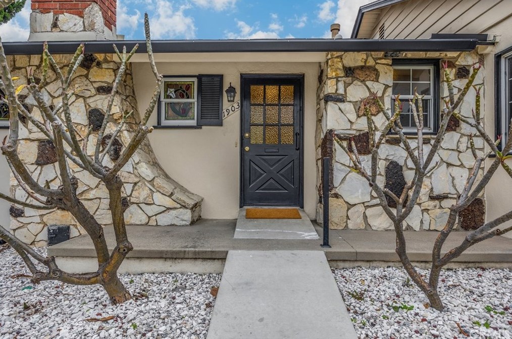 1903 Margie Ln, Anaheim, CA 92802-3219