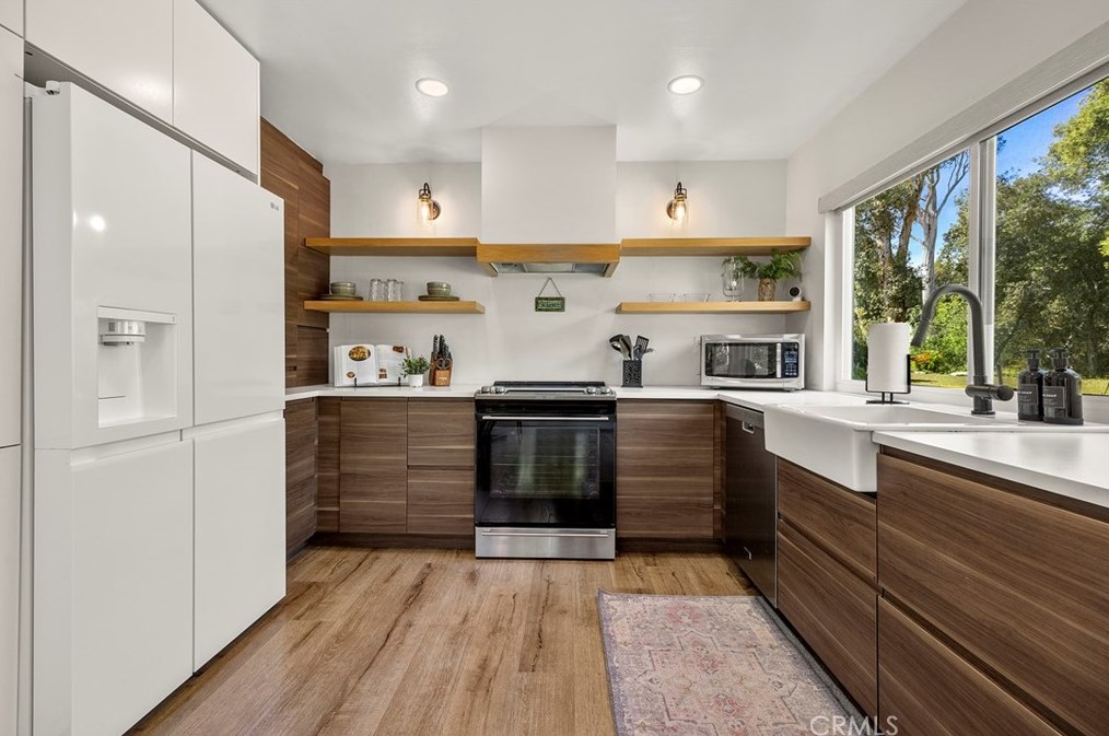 720 Camino Grande, Anaheim CA  92807-4923 exterior