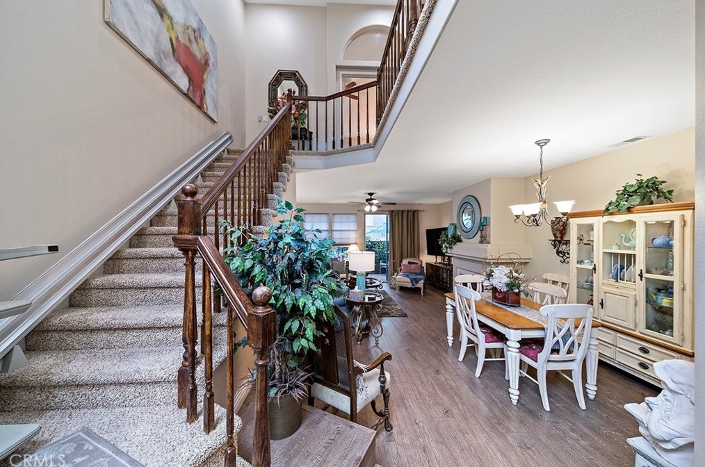 24 Hillgate Pl, Laguna Beach, CA 92656-3302
