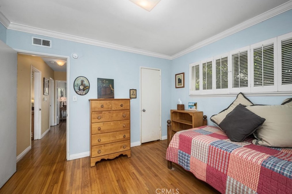 11614 Regent St, Los Angeles CA  90066-3322 exterior