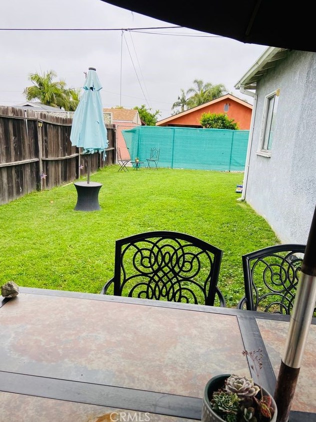 8757 Dunbar St, Bellflower CA 90706-4311 exterior