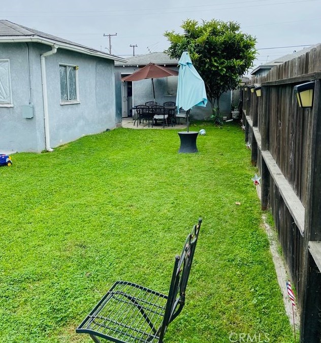 8757 Dunbar St, Bellflower CA 90706-4311 exterior