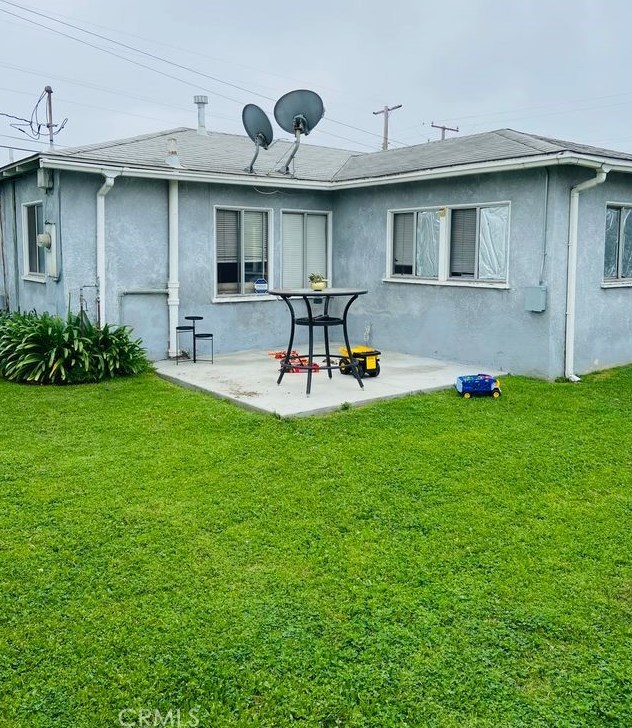 8757 Dunbar St, Bellflower CA 90706-4311 exterior