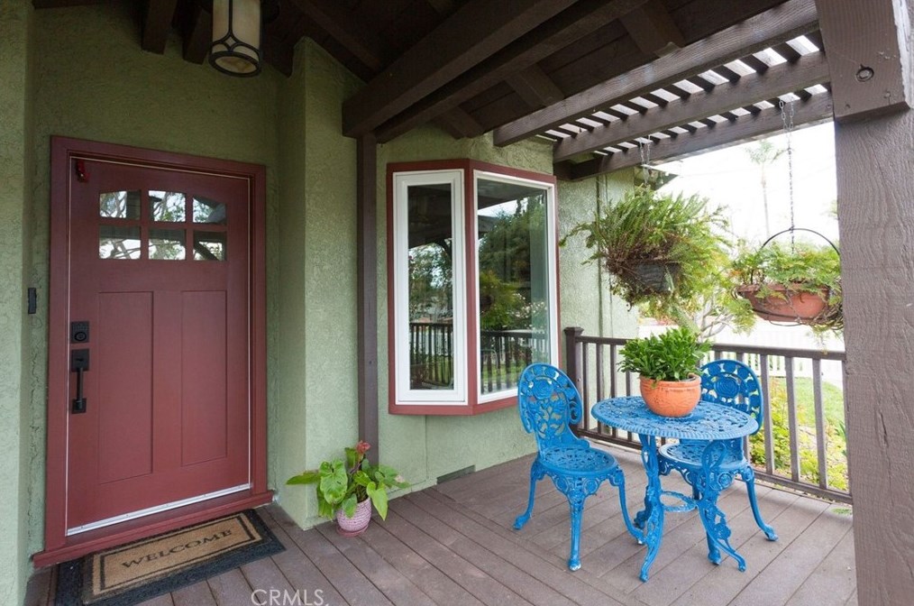 1101 Fern Dr, Fullerton CA 92833-2361 exterior