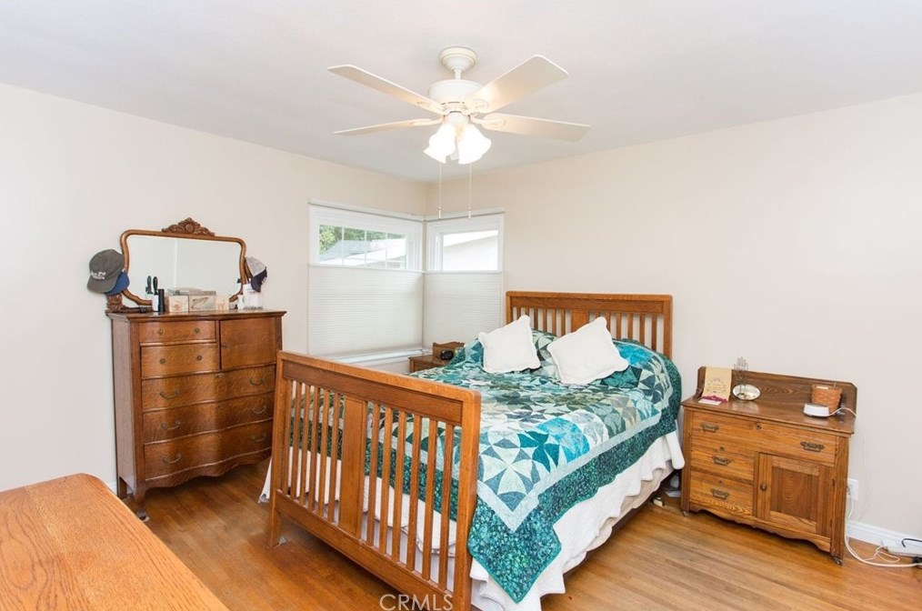 1101 Fern Dr, Fullerton CA 92833-2361 exterior