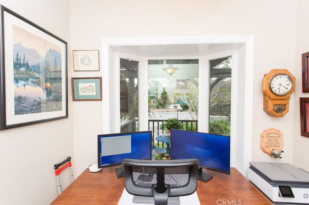 1101 Fern Dr, Fullerton CA 92833-2361 exterior