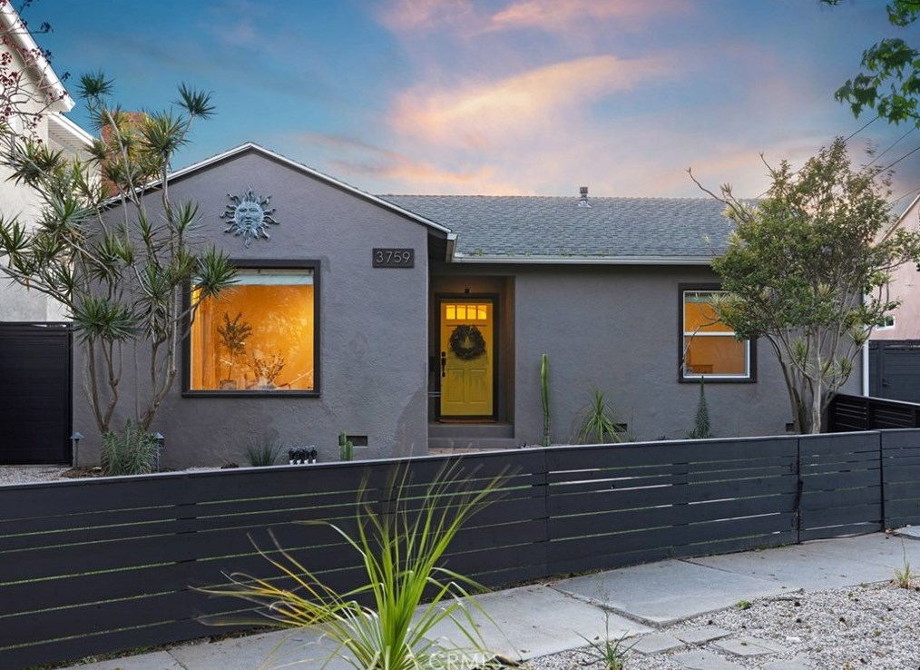 3759 Locust Ave, Long Beach, CA 90807