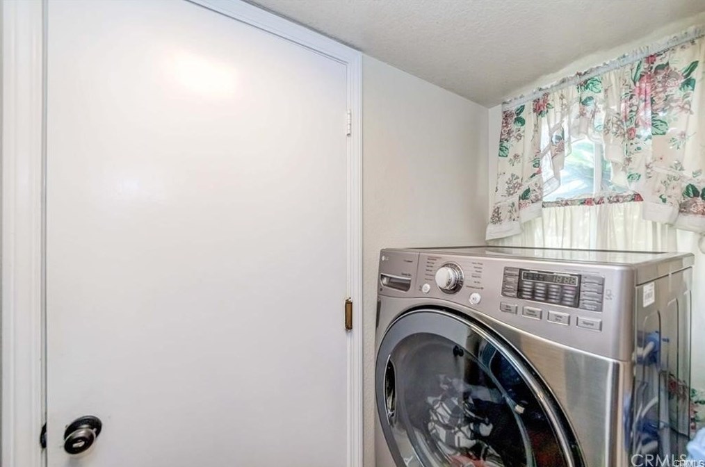 5973 Calle Principia, Anaheim CA  92807-4711 exterior