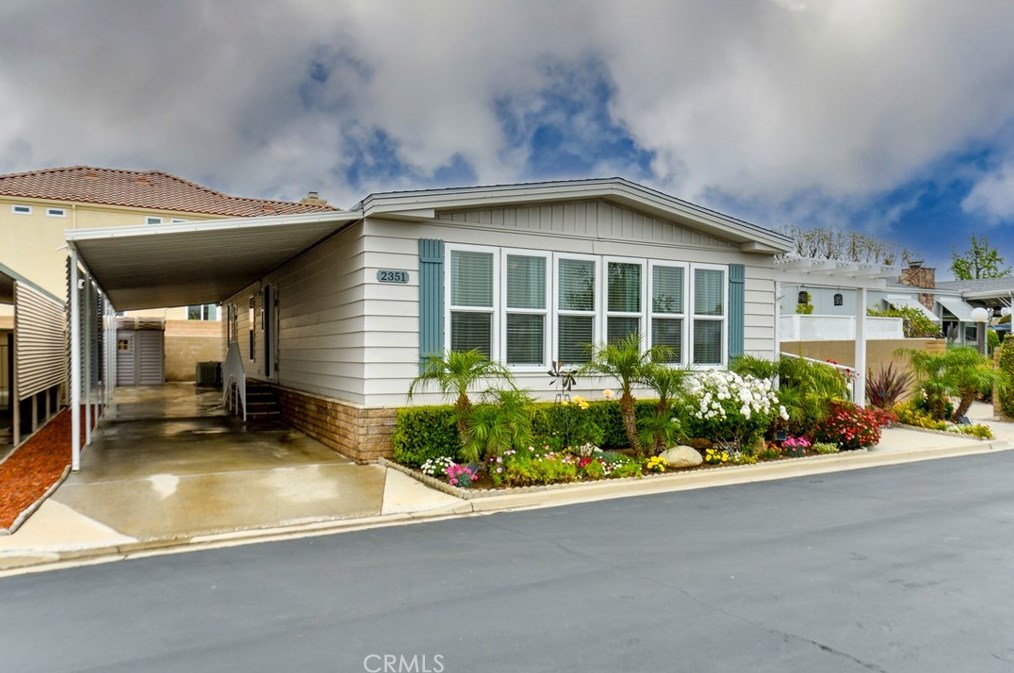 2351 Lake View Dr, La Habra, CA 90631-5733