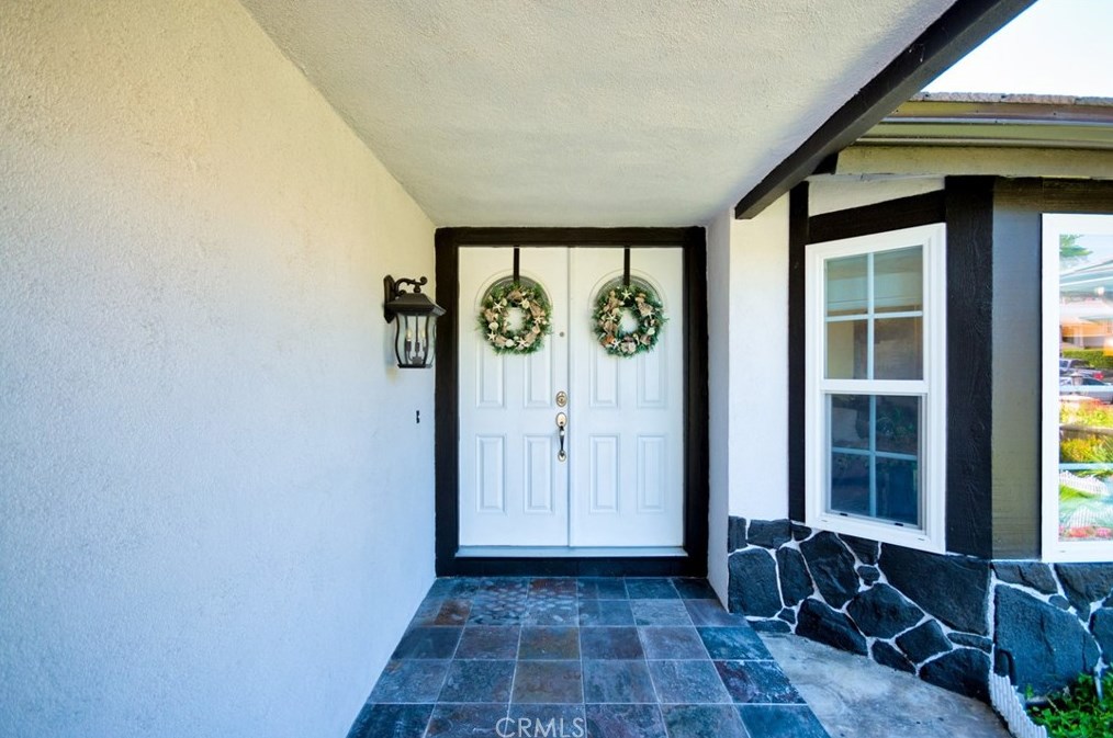 2185 Seaview Dr, Fullerton, CA 92833