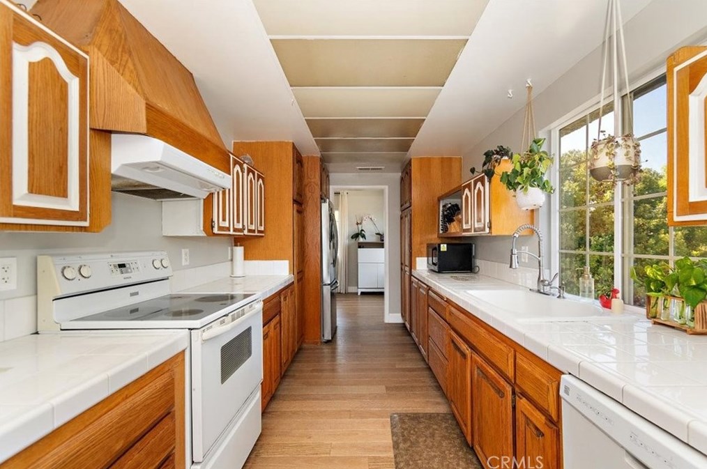 1915 Kanola Rd, La Habra CA  90631-8220 exterior