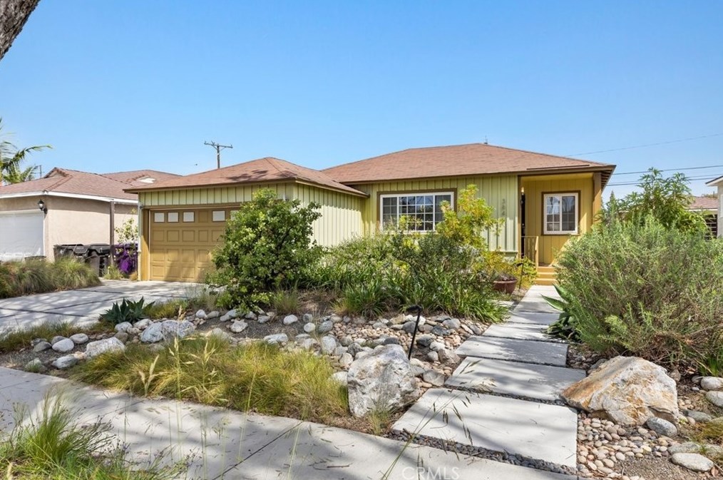 3843 Hackett Ave, Long Beach, CA 90808