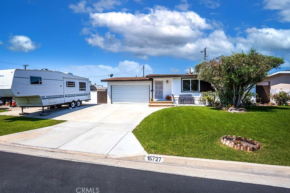 15727 Elmbrook Dr, La Mirada, CA 90638-5411