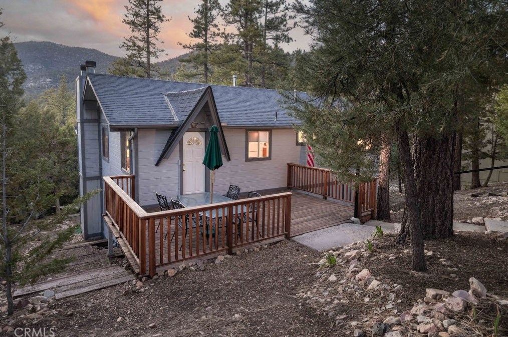 1093 Cedar Mountain Rd, Big Bear City, CA 92314