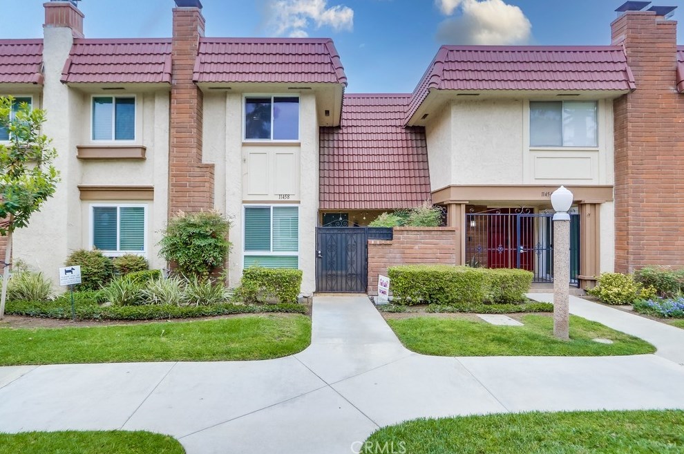 11458 Pinckney Way, Cypress, CA 90630-5469