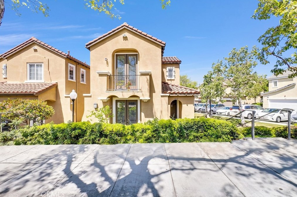 1372 Mcfadden Dr, Fullerton, CA 92833