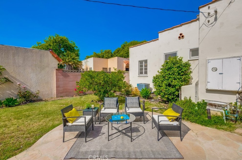 3565 Lemon Ave, Long Beach CA  90807-4747 exterior