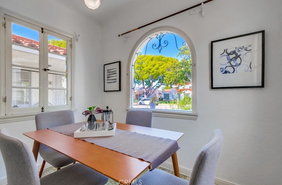 3565 Lemon Ave, Long Beach CA  90807-4747 exterior