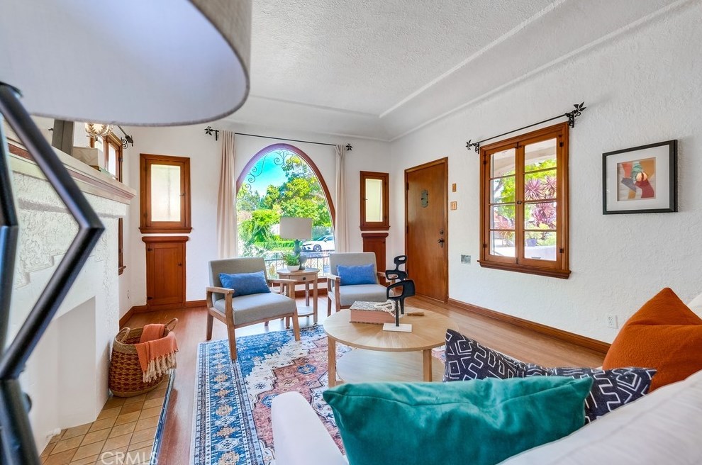 3565 Lemon Ave, Long Beach CA  90807-4747 exterior