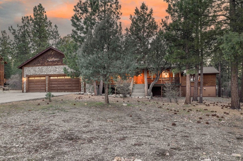 619 Cedar Glen Dr, Big Bear City, CA 92314-8854