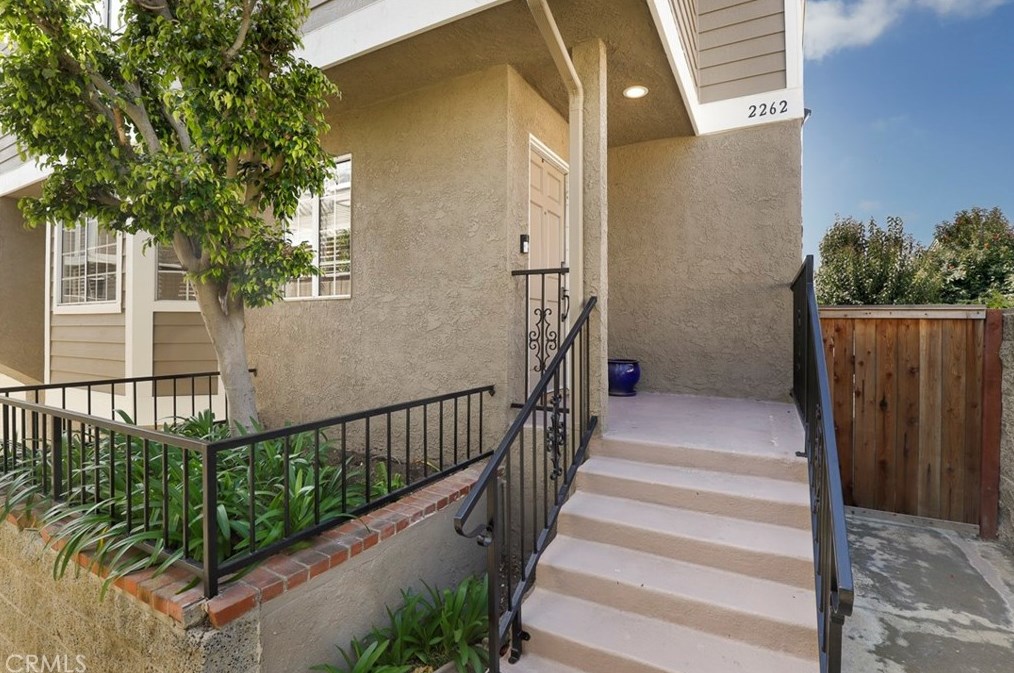 2262 241st St, Lomita, CA 90717-1063