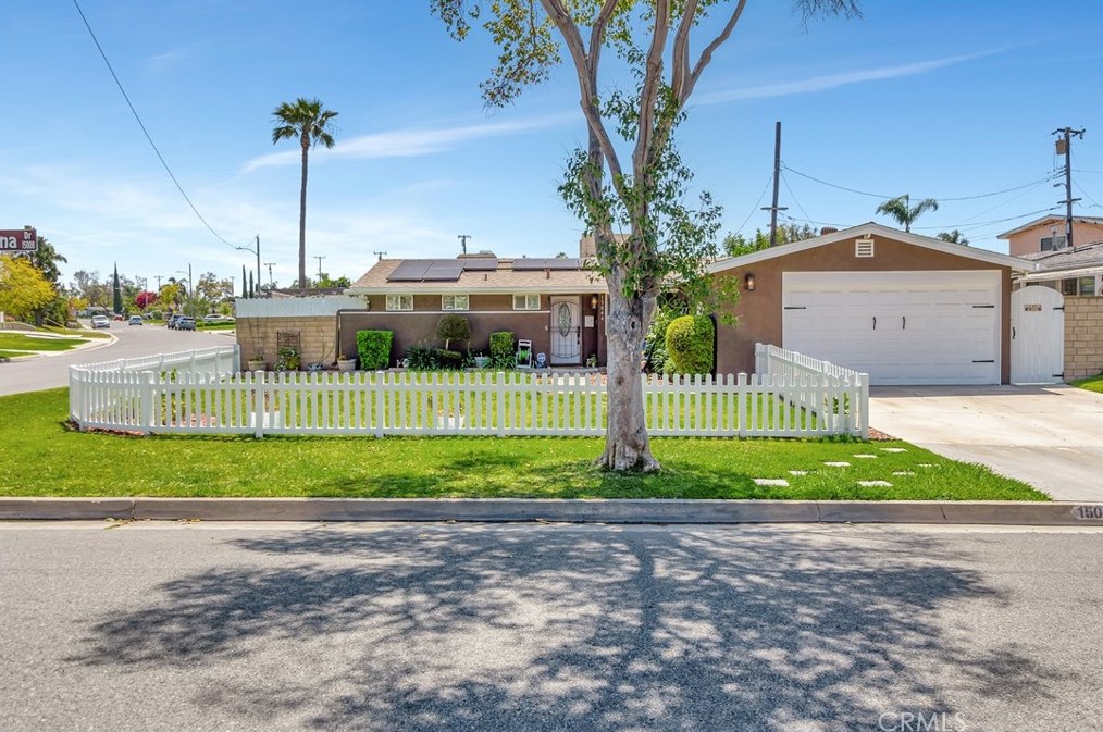 15044 Badlona Dr, La Mirada, CA 90638-3904