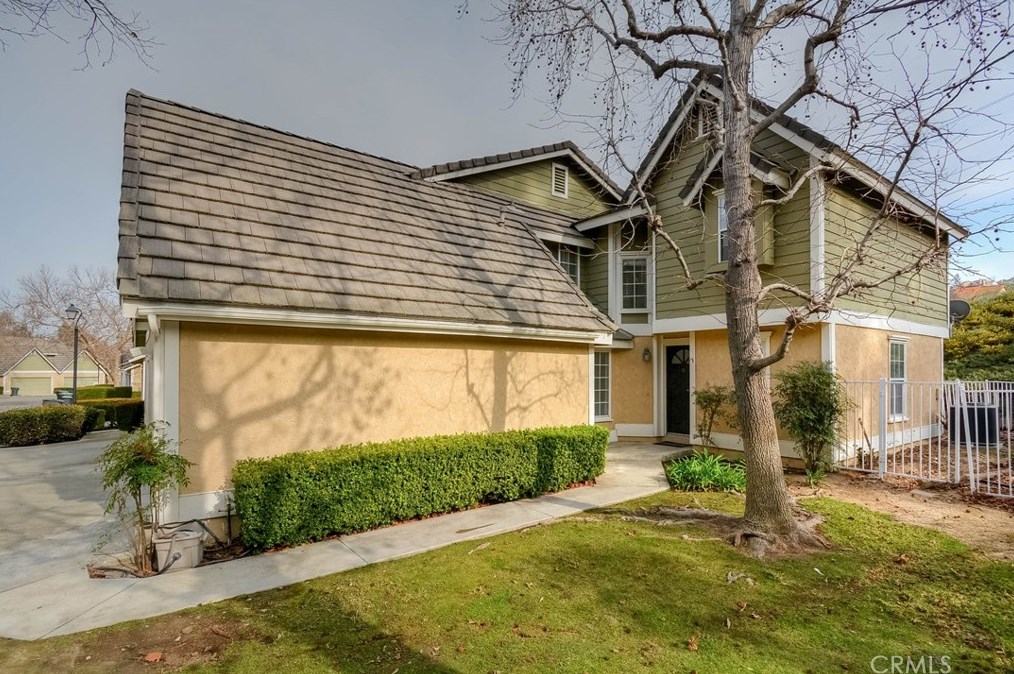 6052 Summit Ct, Anaheim CA 92807-4771 exterior