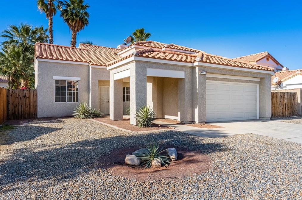 80673 Hibiscus Ln, Indio, CA 92201-5242