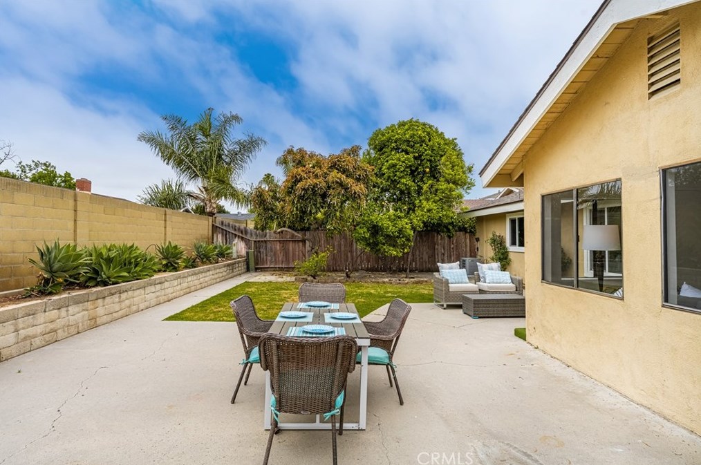 265 Sacramento St, Orange CA  92867-7835 exterior